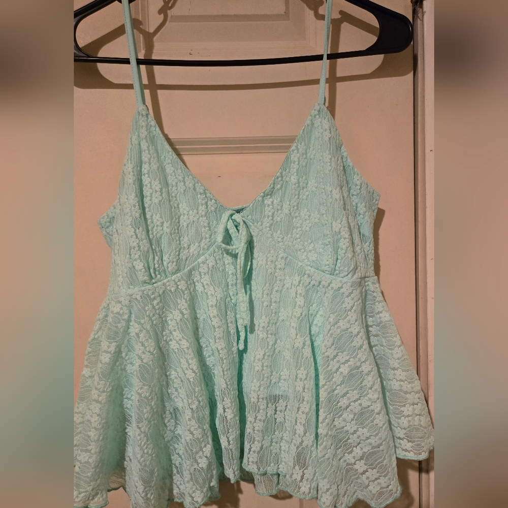 Francesca's Collections Light Green Lace Camisole